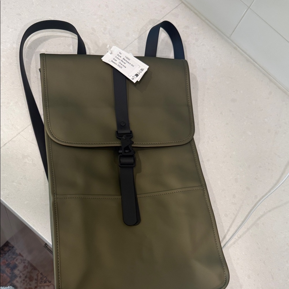 Men's Olive Green Roll-Top Backpack with Black Strap